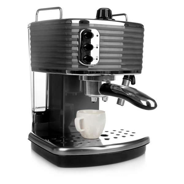  Beyaz izole modern kahve makinesi